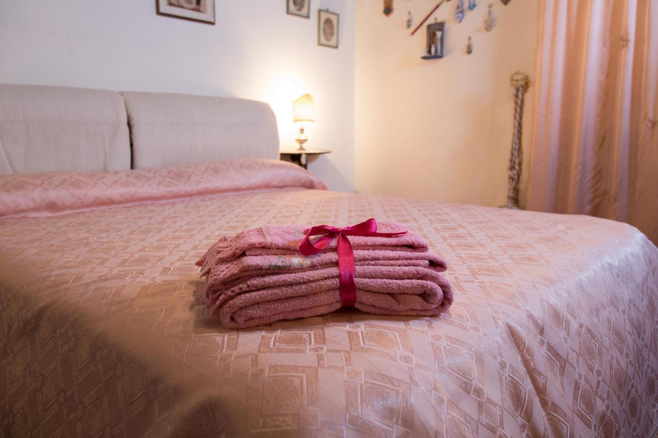 La Via Dei Presepi Bed & Breakfast Naples Exterior photo
